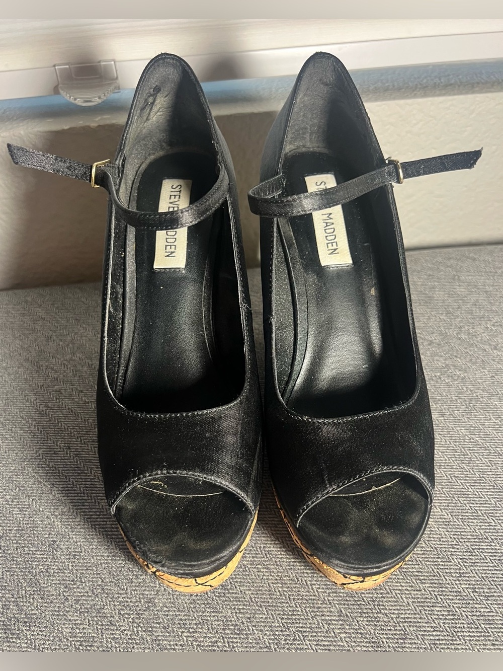 Black Peep-Toe Cork Platform Wedges – Women’s Size 7.5